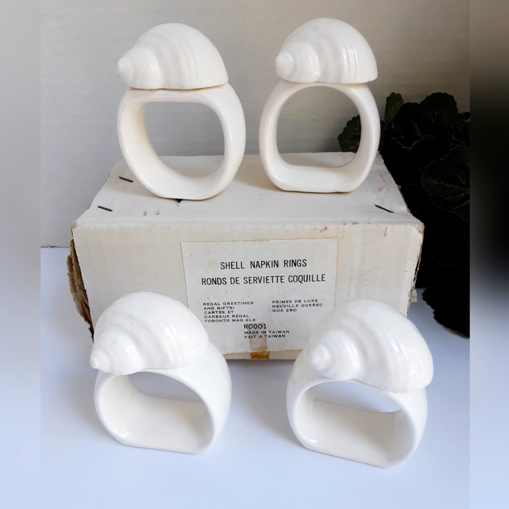 Vintage Seashell Napkin Rings Set of 4 White Ceramic Shells in Box Beachy Decor